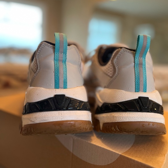 Skechers Shoes US 10.5 ⚪️ - Picture 8 of 8